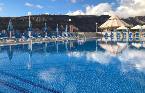 Stunning Views Guaranteed - Photo 34