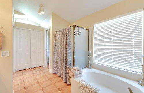 Pool and Spa! Goodyear Home, 1 Mi to Golfing - Foto 17