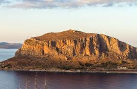 Ypatia Cozy Castle Suite Apartment with Loft - Foto 19