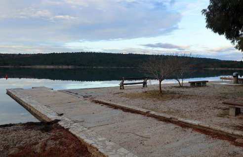 2 Bedroom Awesome Apartment In Krusevo - Foto 14