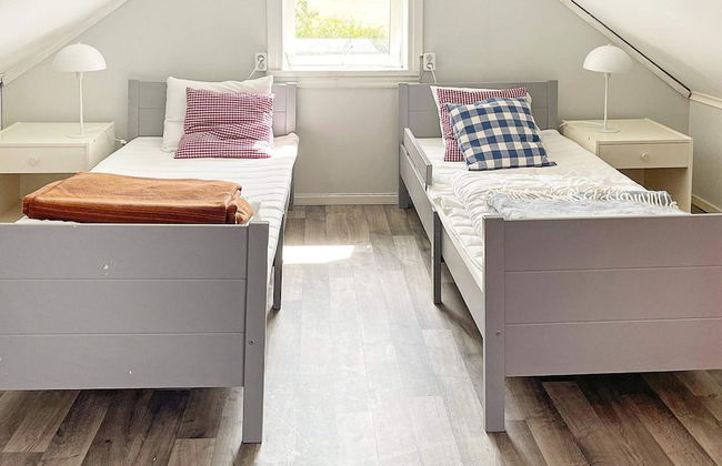 7 Person Holiday Home in Axvall - Foto 3