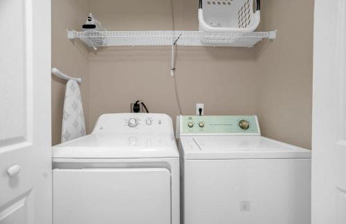 Upstay - Unbeatable Location Condo w Garden Patio - Foto 43