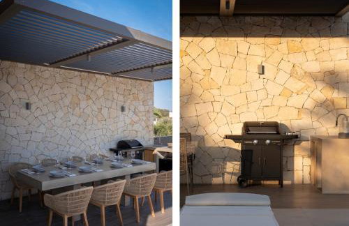 Athina Luxury Villa, with Pool & Walk to the Beach, By ThinkVilla - Foto 17