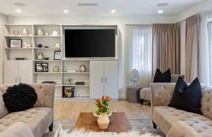 LA Hillside Retreat w Pool Views Fire Pit Outdoor Lounging Casa Bellagio by AvantStay - Foto 42