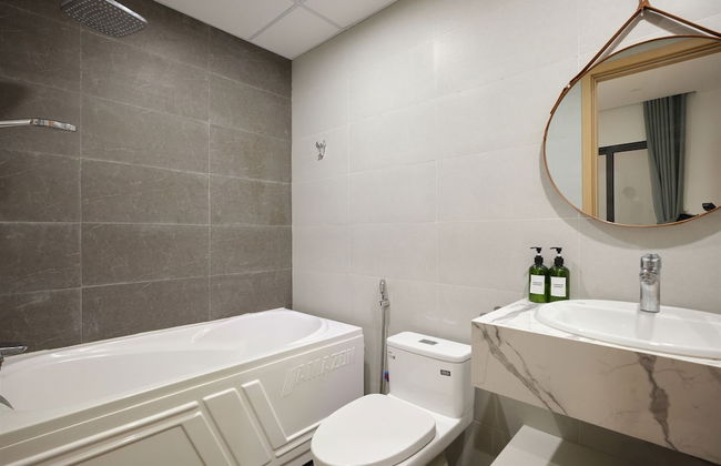 MoonLight Tay Ho - Photo 46