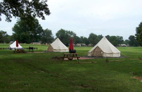 Secluded Sedona Tiny House in Woods Near Lake | Fire Pit, Hammocks, Full Kitchen & Breakfast - Foto 72