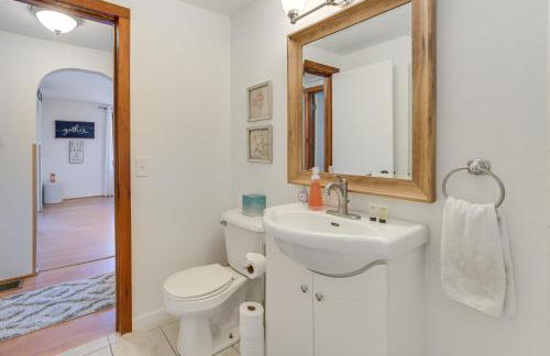 Hike, Ski and Ice Fish! Cozy Bungalow in Cedar - Foto 17