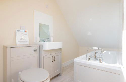 Nether Newton - Sleeps 12, Hottub, Sauna, Private Garden - Foto 4