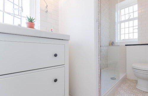 Chic 1 Bed Studio Flat in Popular Bloomsbury - Foto 8