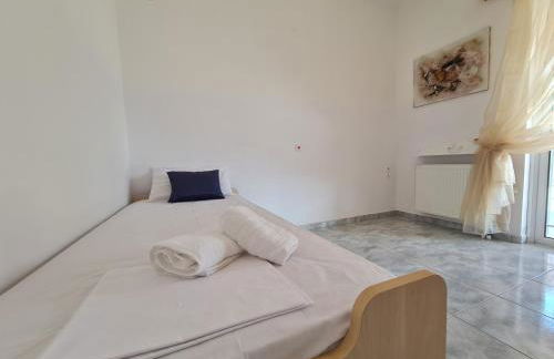 Myrtia Guest House - Photo 78