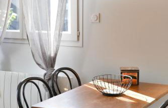 Guest house " Gîte L'ATELIER DU 6"- calme - jardin - Foto 6