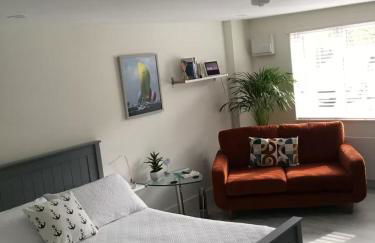 River Studio Sleeps 2 with Parking & Dog Friendly - Foto 9