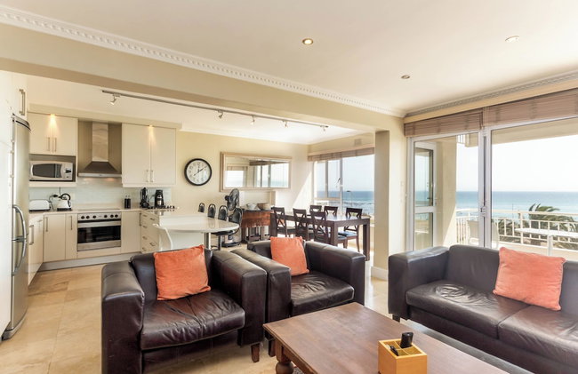 Third Floor sea Facing 2 Bedroom Apartment With Balcony - Photo 7