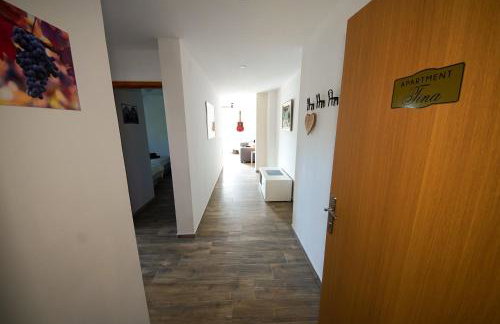 Kaprije apartmani Tina i Ena - Foto 44