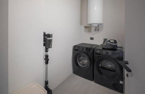 Nice Home In Muntrilj With Wifi - Foto 14