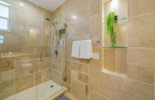 New Tropical Oasis Retreat in Miami - Foto 22