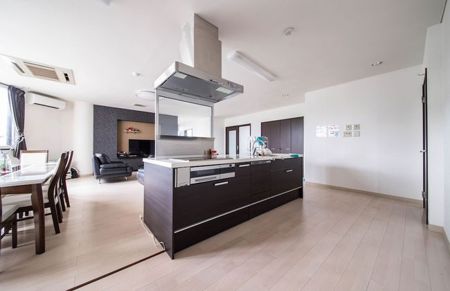 ROADSIDE HOUSE - Photo 12