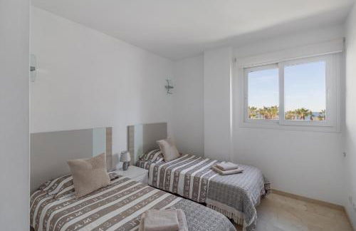 New apartment with sea view and pool - Foto 23