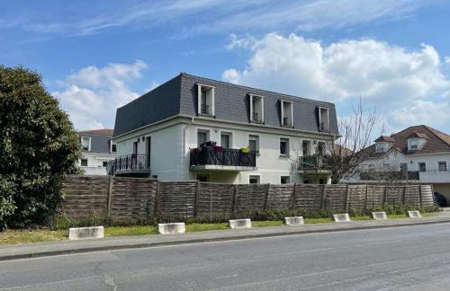 Appartement duplex T3 avec box - Paris - La Défense - Airport CDG - Parc des expositions - Stade de France - Disney - Astérix - Val D Europe - Foto 10