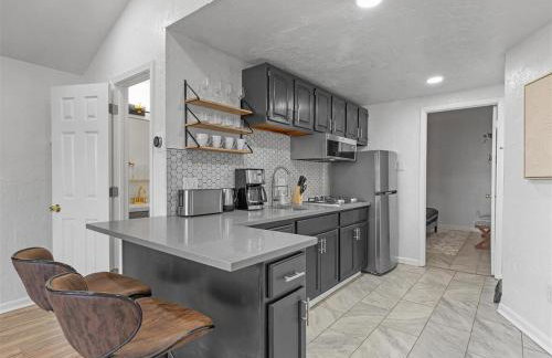 Lawrenceville Central !1 Modern and Cozy One Bedroom Apartment with Free Street Parking - Foto 5