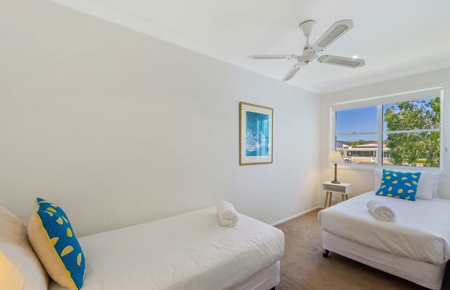 Noosa Entrance Waterfront Resort - Photo 58