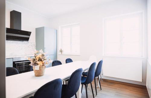 House of Blooms - Photo 83