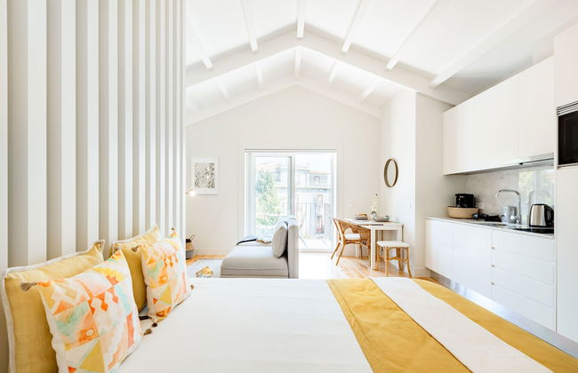 Porto Downtown Studio with Balcony - Foto 5