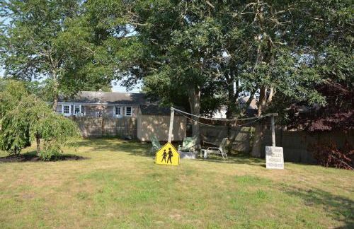 A Cozy Cape house steps to Restaurants & Beaches ~1.4 miles down scenic roads - Foto 24