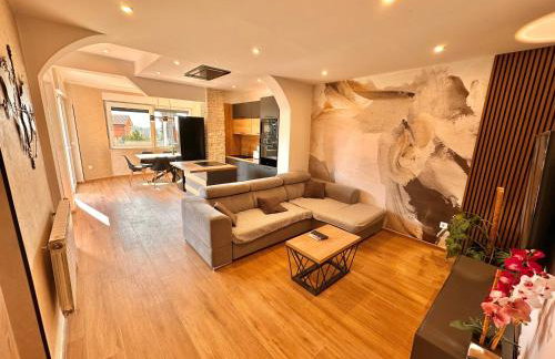 NOEL - three bedroom apartment with pool - Foto 33