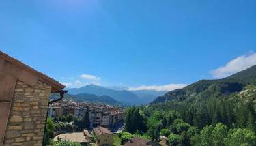 Pis turístic de 170 m2 a la plaça Porxada de Bagà - Foto 3