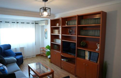 Apartamento en La Romareda a 10 min del centro en tranvía - Alfonso Suites - Foto 3