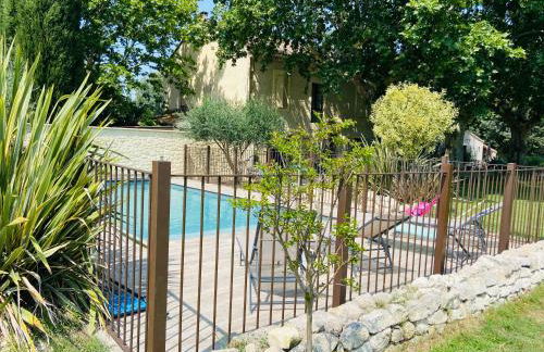 Gite du Mas de la Finière ,avec SPA intérieur - Foto 9