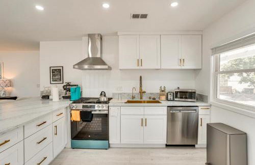 7 Mi Huntington Beach Family Home with Patio! - Foto 8