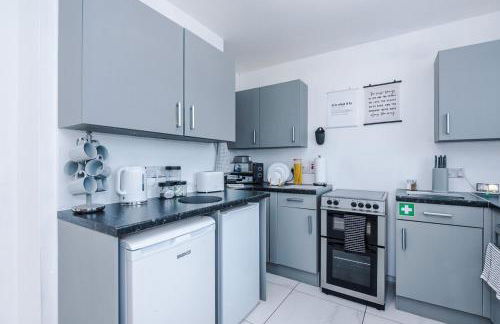 Stunning Home in Altrincham, Large Driveway, Sleeps 7, Perfect For Groups - Foto 30