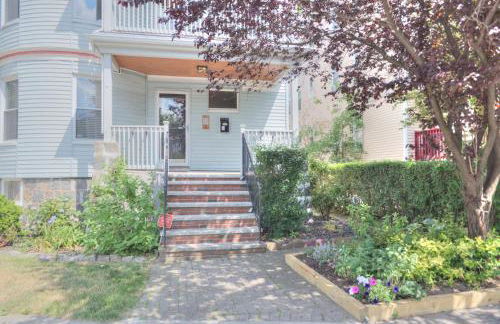 Bright & Spacious 3BR, Mins from Downtown, Easy to Gillette, Parking - Foto 31