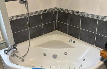 Gîte 205 m2 avec piscine et jacuzzi - Foto 25