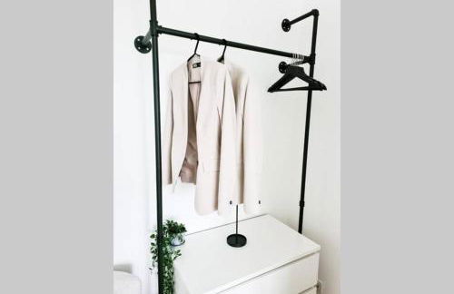 Luxuriöses Neubau-Apartment mit e-Lade Parkplatz - Foto 16