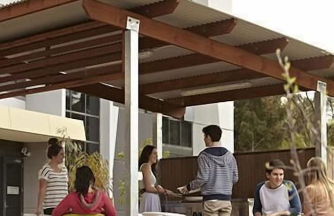 Deakin Residential Services - Foto 19