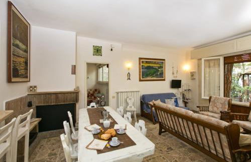 Huge Holiday Home in Marina di Castagneto Carducci near Sea - Foto 57