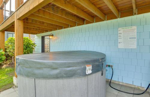 Lake Whatcom House with Private Hot Tub and Dock - Foto 28