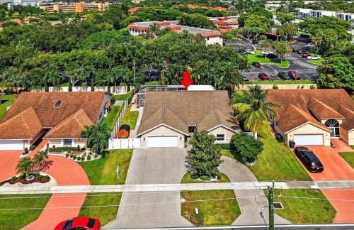 Family-Friendly Boca Gem! 4BR 3BA with Pool & Sauna - Foto 51
