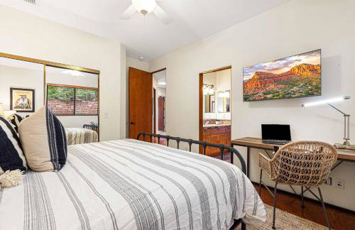 8-Bedrooms with Stunning Views & 75' Lap Pool - Foto 46