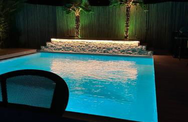 Villa avec Piscine - 15 ' JO - Vélos - 30 ' Disney - Foto 4