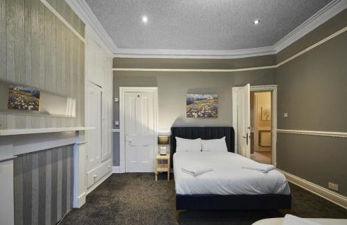 Hayy Contractor House 5 Bedroom Huddersfield Sleeps 18 - Foto 13