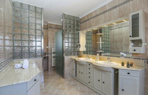 Ibiza Villa Planetcostadorada - Photo 17