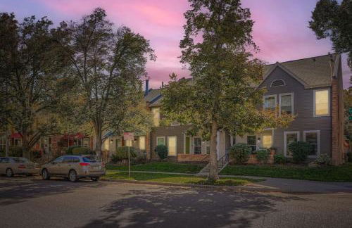 The Santa Fe Spot Walk to Eats, Drinks and Fun - Foto 2