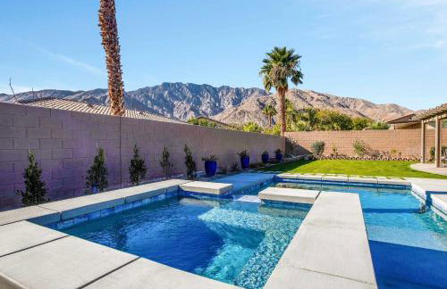 Near Downtown Palm Springs Home with Mountain Views - Foto 33