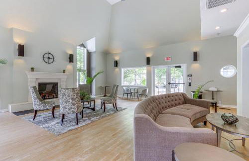 Golf Course Views and Pool Access! Norwich Studio - Foto 33