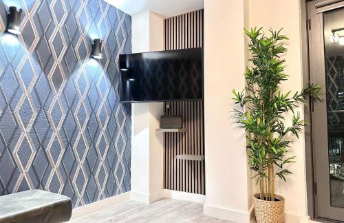 City centre, Top floor apartment, Two balconies - Foto 9