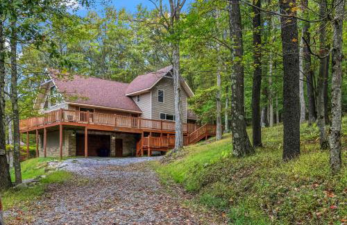 Mountain retreat w 2 fireplaces & lake - Foto 53